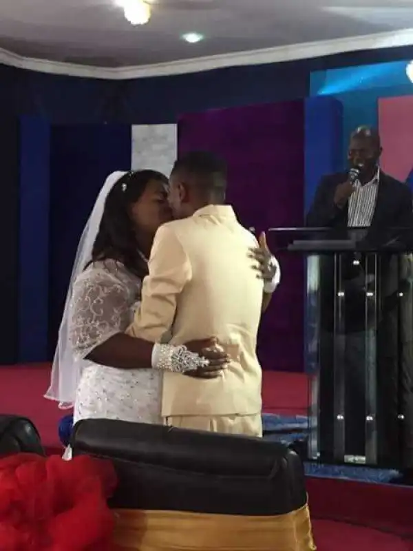 27 years old gospel singer marries his 45 year old girlfriend (Photos)